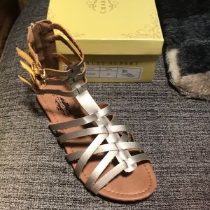 Gorgeous NWT Gold sandals